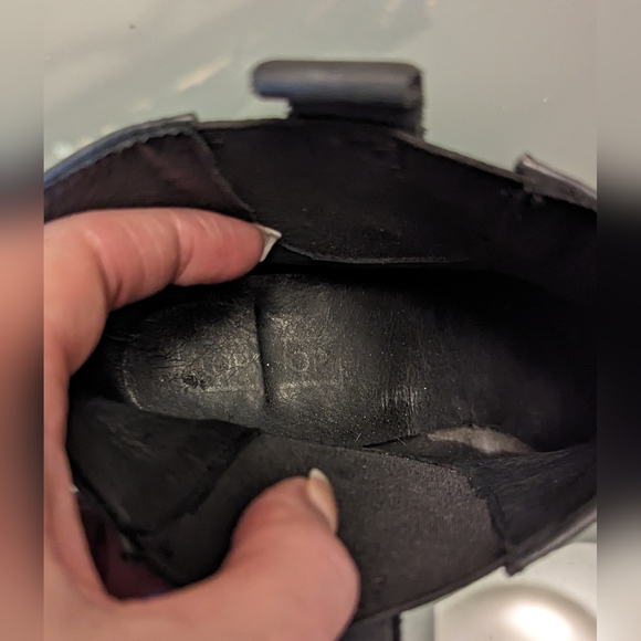 TOPSHOP BLACK LEATHER HARNESS BOOTS SZ 9 - Picture 7 of 7